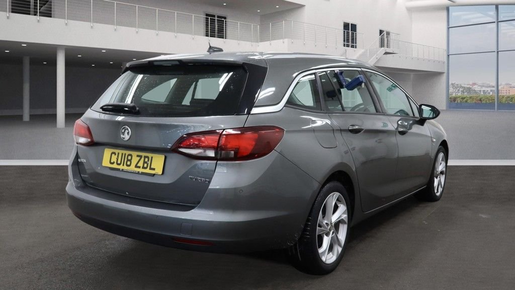 Used Vauxhall Astra 2018 for sale - 76962529: Photo 4