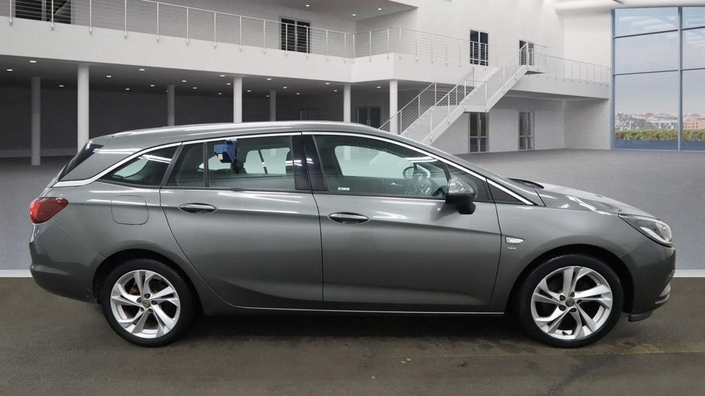 Used Vauxhall Astra 2018 for sale - 76962529: Photo 5