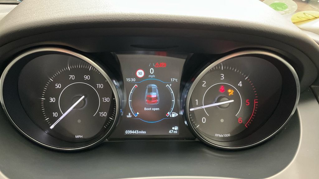 Used Jaguar E-Pace 2018 for sale - 76132931: Photo 10