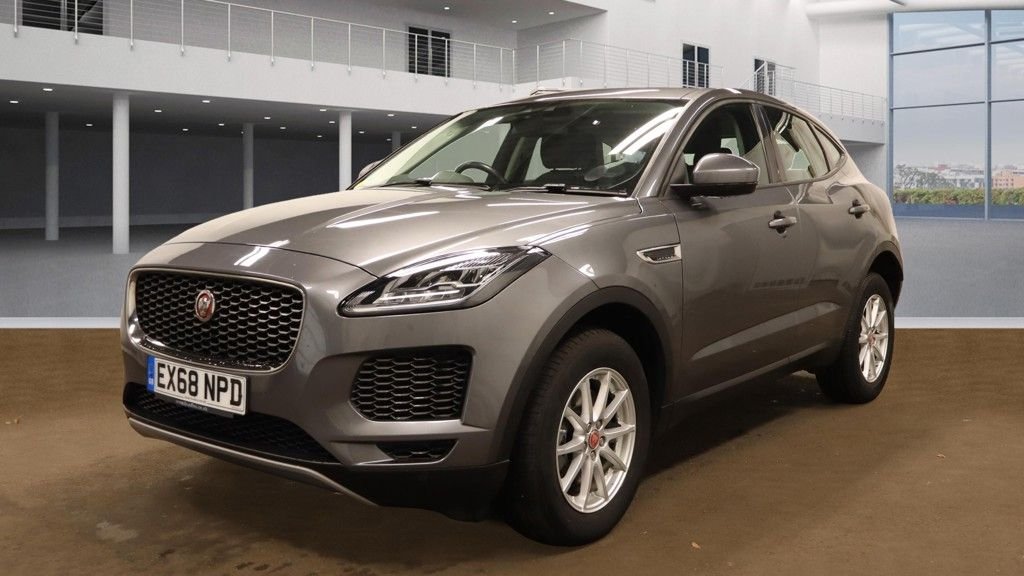 Used Jaguar E-Pace 2018 for sale - 76132931: Photo 2