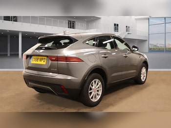 Used Jaguar E-Pace 2018 for sale - 76132931: Photo 4