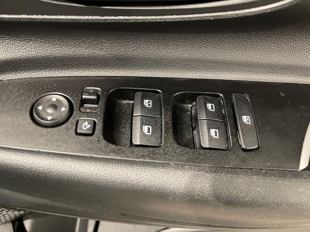 Used Hyundai BAYON 2021 for sale - 76132411: Photo 16