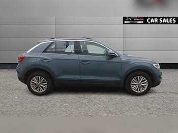 Used Volkswagen T-Roc 2022 for sale - 79667247: Photo