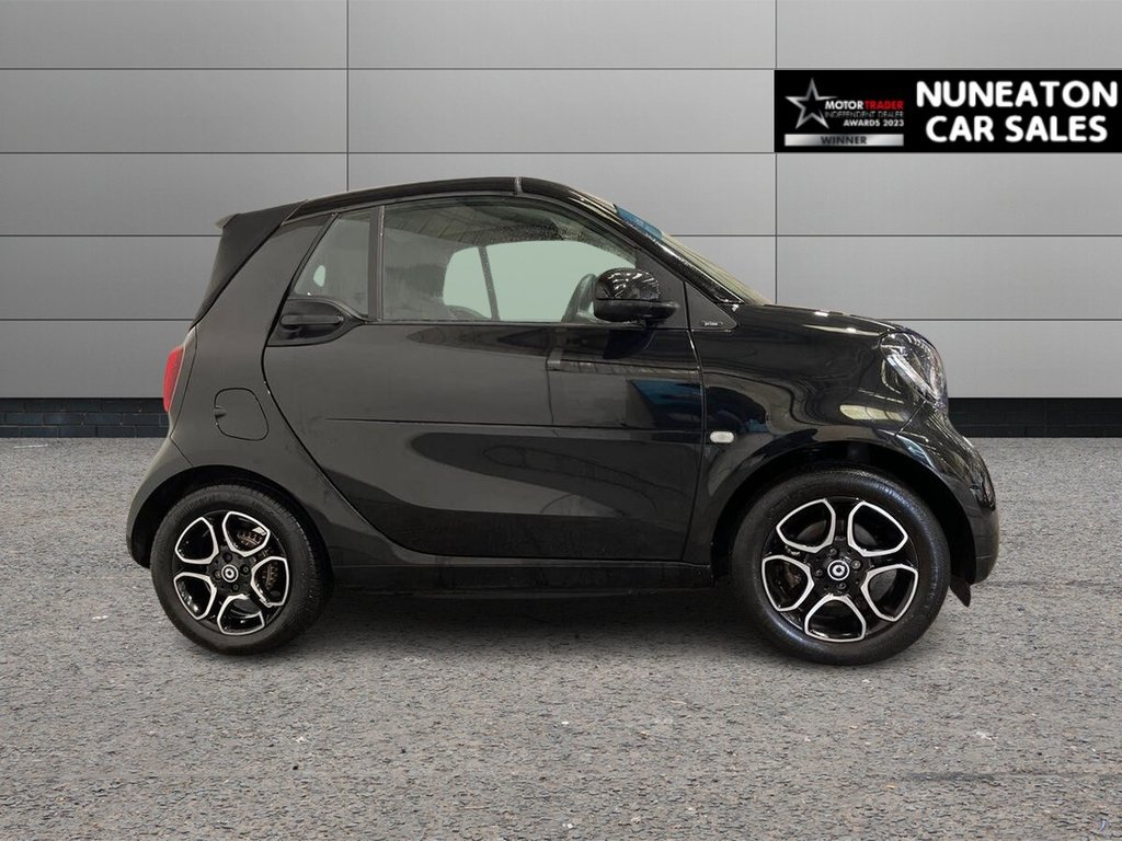 Used smart fortwo 2018 for sale - 77692666: Photo 2