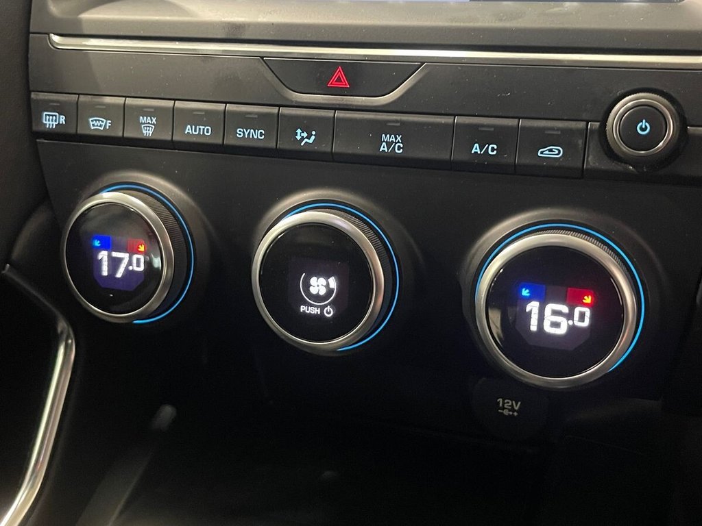 Used Jaguar E-Pace 2018 for sale - 76395927: Photo 15