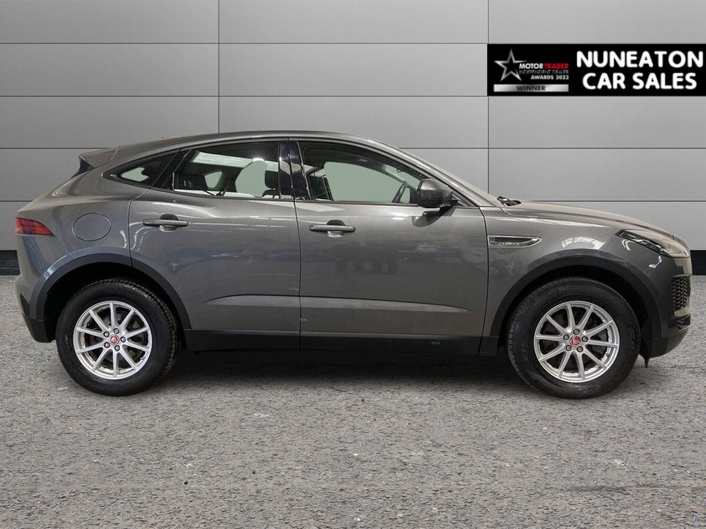 Used Jaguar E-Pace 2018 for sale - 76395927: Photo 2