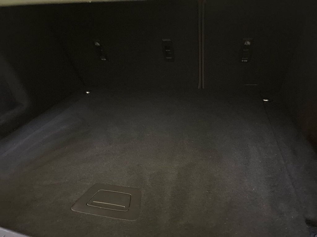 Used Jaguar E-Pace 2018 for sale - 76395927: Photo 23