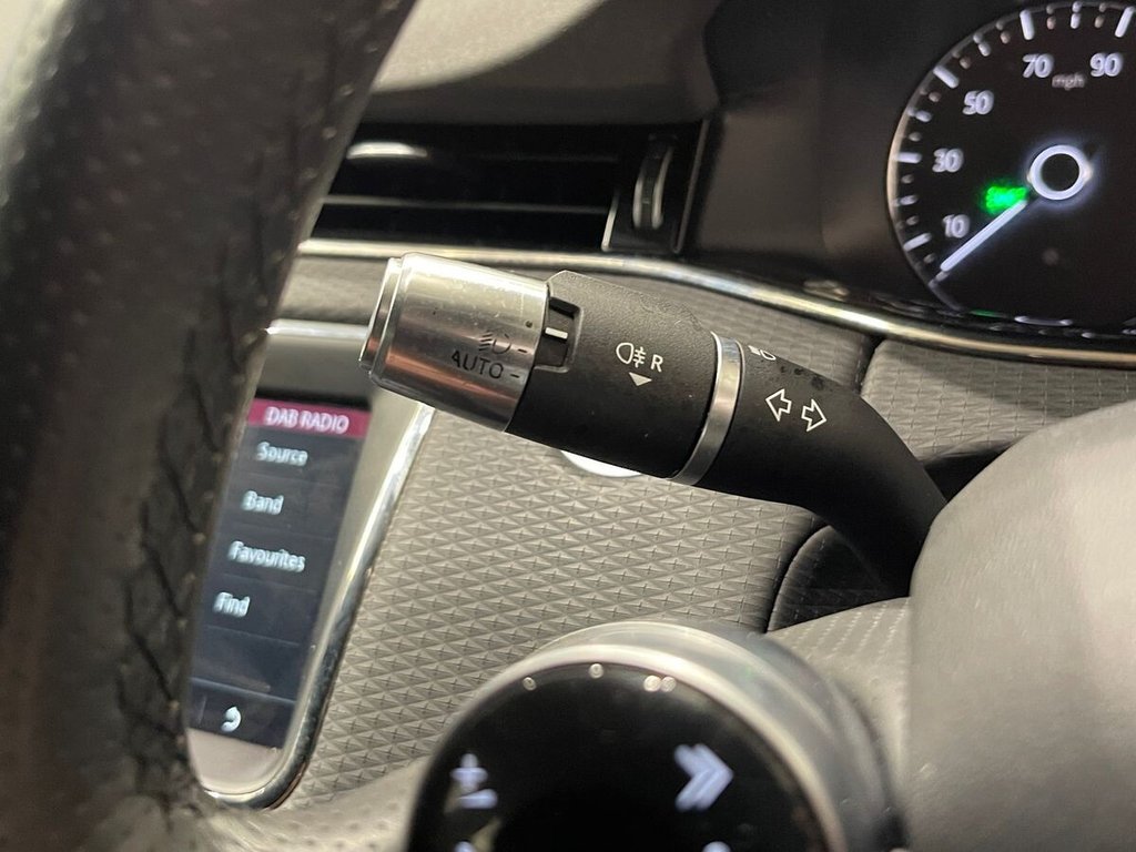 Used Land Rover Range Rover Evoque 2019 for sale - 77834989: Photo 32