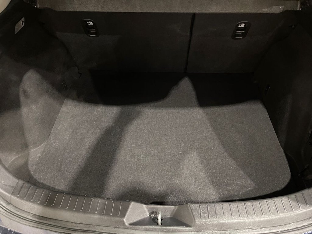 Used Mazda Mazda3 2018 for sale - 76610292: Photo 28