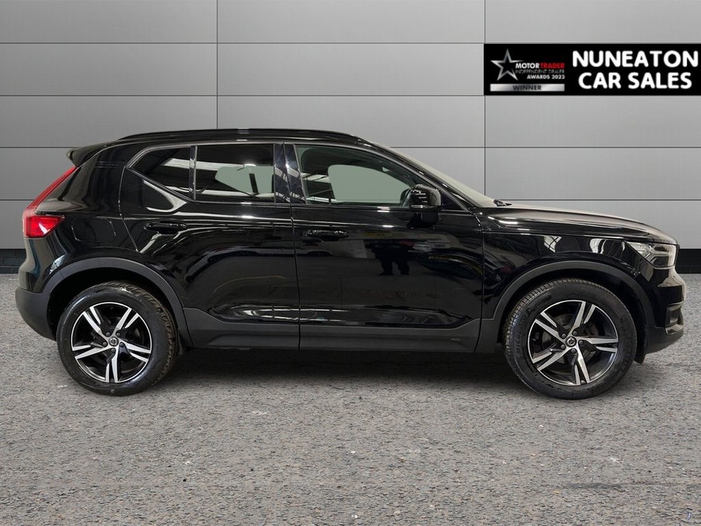 Used Volvo XC40 2019 for sale - 76291882: Photo 2