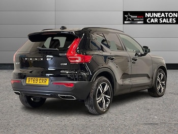 Used Volvo XC40 2019 for sale - 76291882: Photo 3