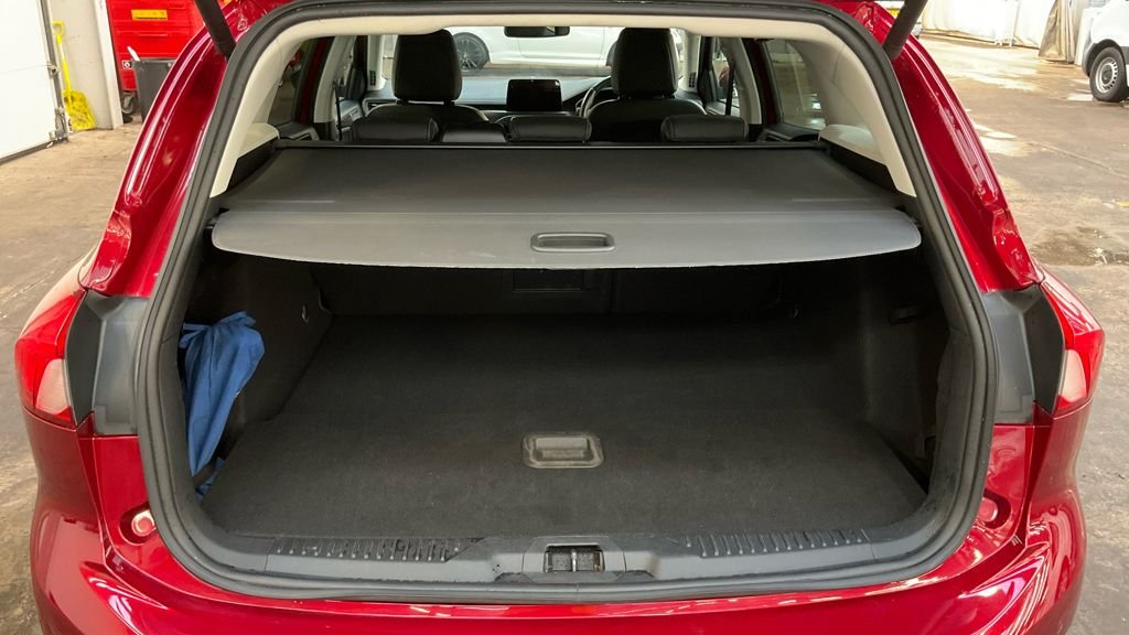 Used Ford Focus 2019 for sale - 76923479: Photo 7