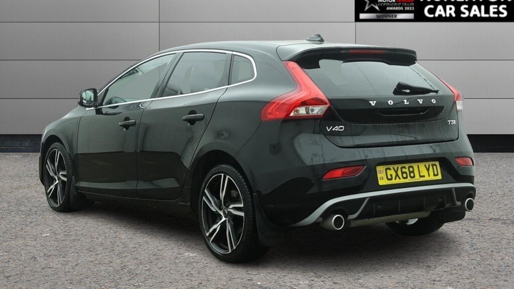 Used Volvo V40 2018 for sale - 77910979: Photo 4