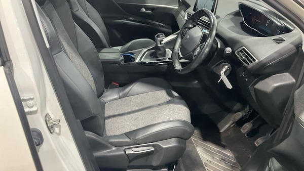 Used Peugeot 3008 2020 for sale - 76203337: Photo 9