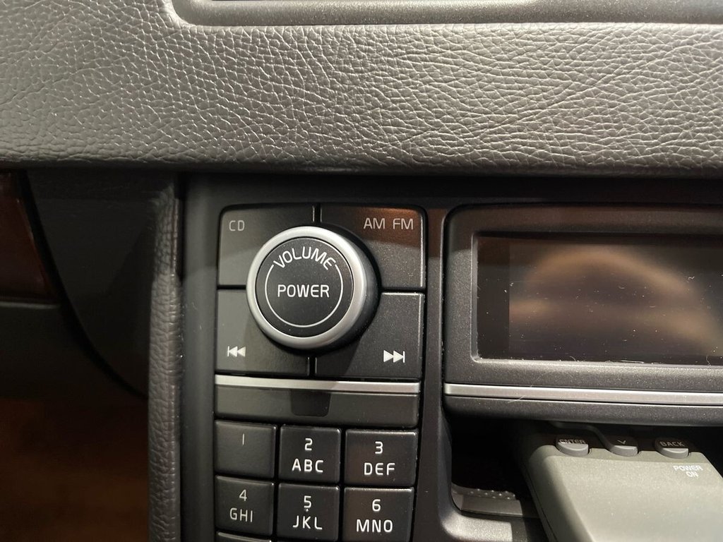 Used Volvo XC90 2012 for sale - 77199849: Photo 11