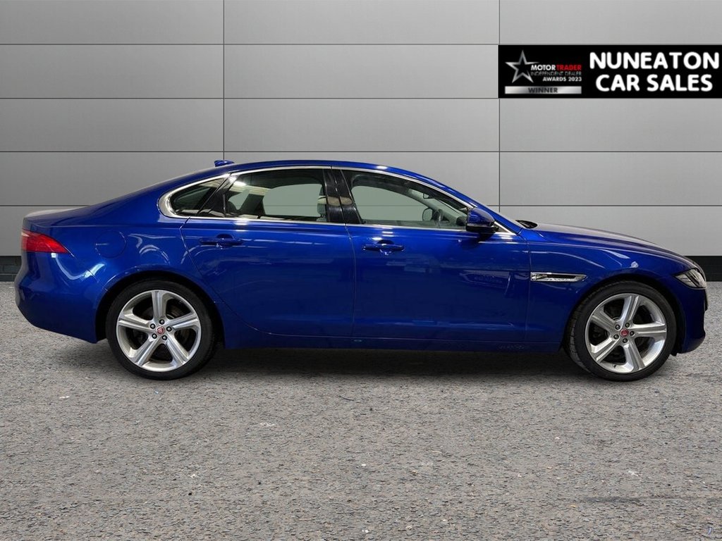 Used Jaguar XF 2018 for sale - 77572078: Photo 2