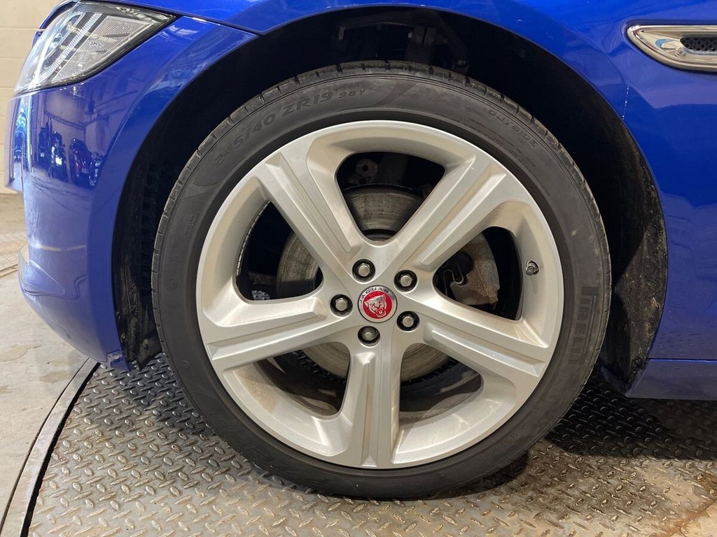 Used Jaguar XF 2018 for sale - 77572078: Photo 35