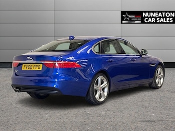 Used Jaguar XF 2018 for sale - 77572078: Photo
