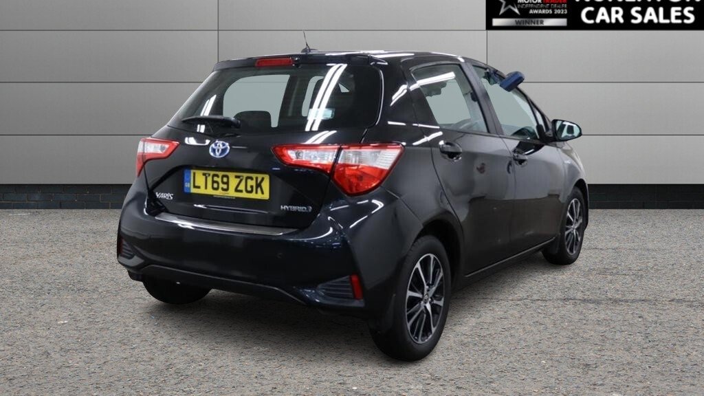 Used Toyota Yaris 2019 for sale - 77910981: Photo 3
