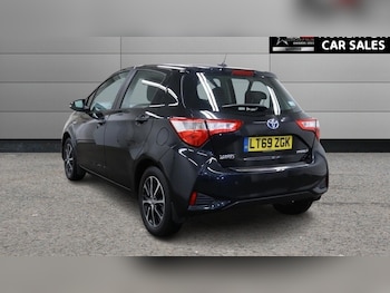 Used Toyota Yaris 2019 for sale - 77910981: Photo