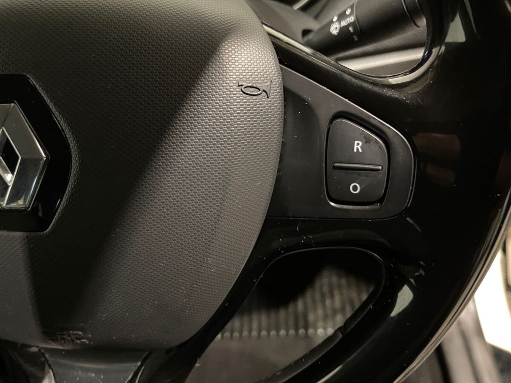 Used Renault Captur 2014 for sale - 76962375: Photo 25
