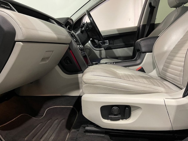 Used Land Rover Discovery Sport 2018 for sale - 76279949: Photo 25