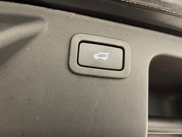 Used Land Rover Discovery Sport 2018 for sale - 76279949: Photo 26