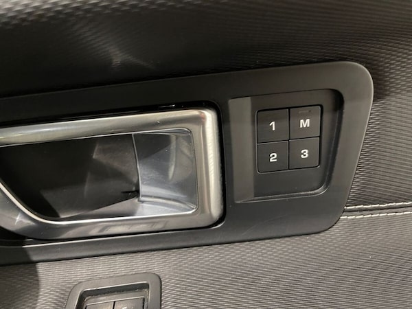 Used Land Rover Discovery Sport 2018 for sale - 76279949: Photo 29