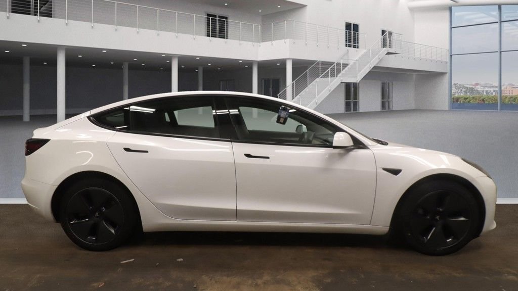 Used Tesla Model 3 2021 for sale - 76356630: Photo 5