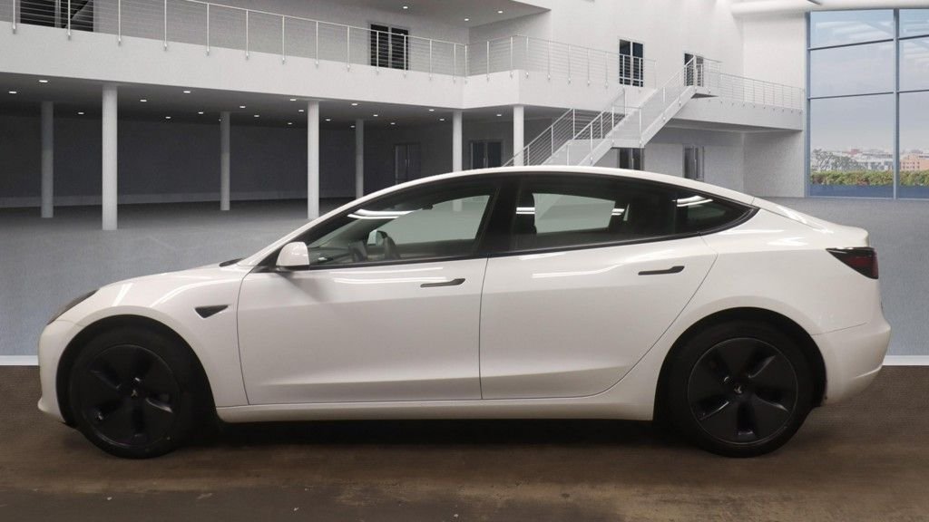Used Tesla Model 3 2021 for sale - 76356630: Photo 6