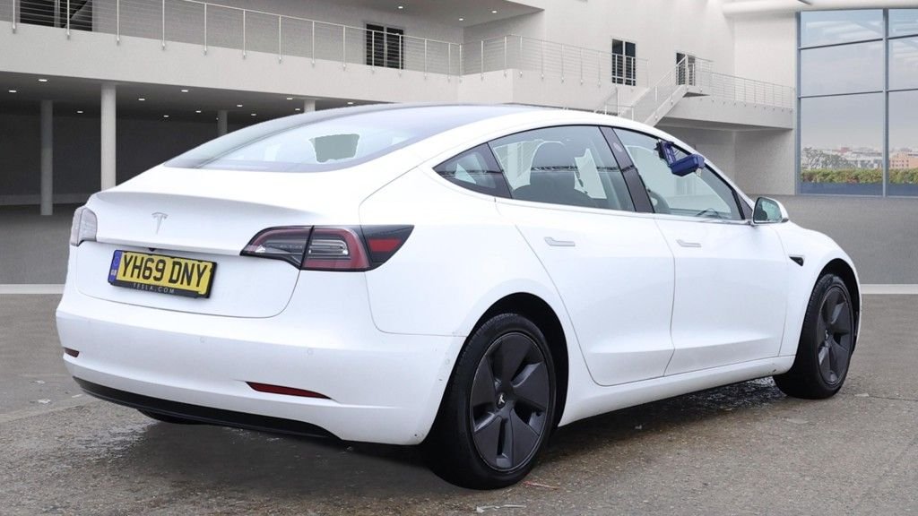 Used Tesla Model 3 2019 for sale - 76950569: Photo 4