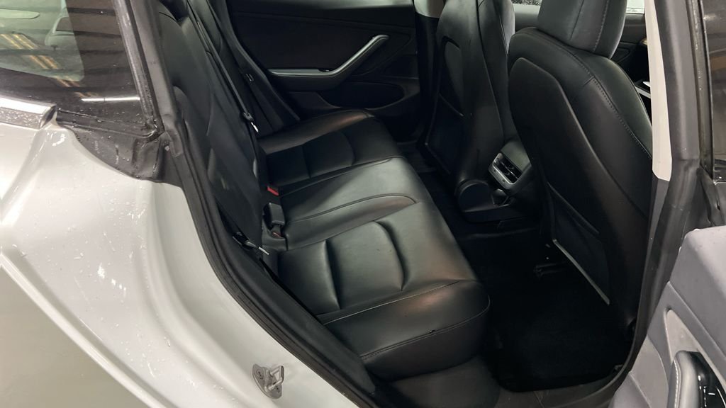 Used Tesla Model 3 2019 for sale - 76950569: Photo 8