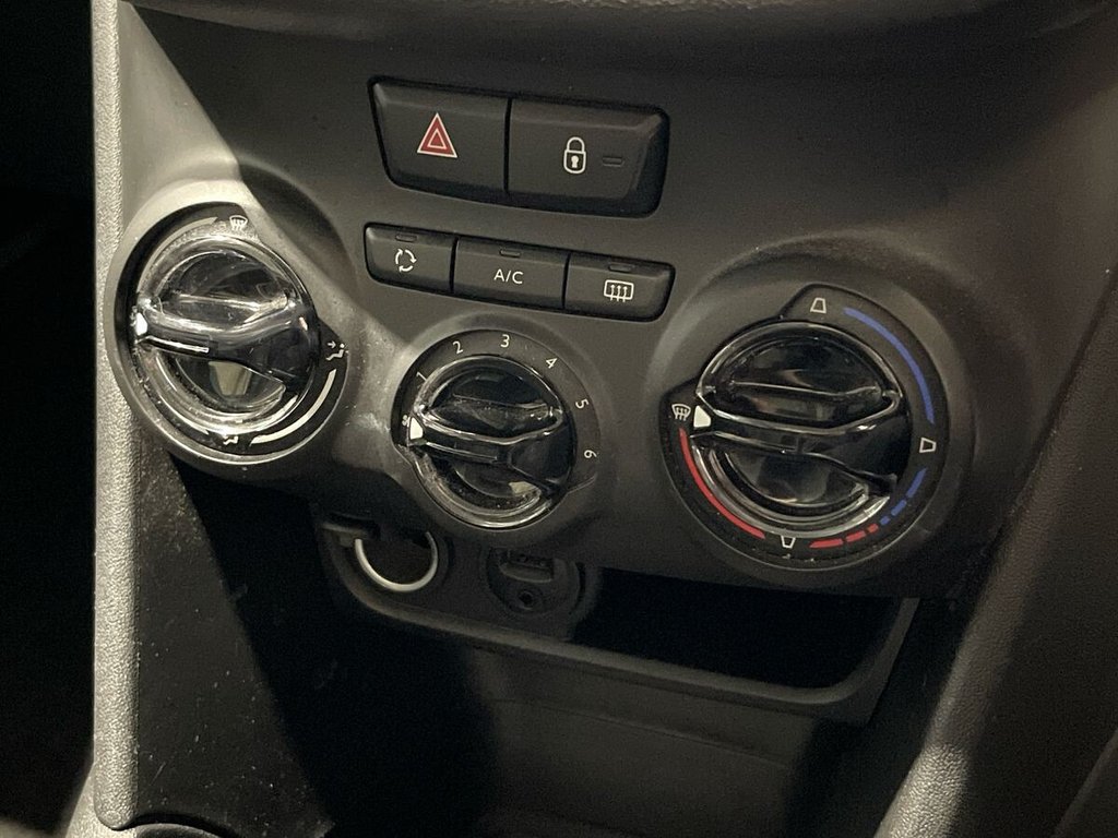 Used Peugeot 208 2015 for sale - 77849637: Photo 16