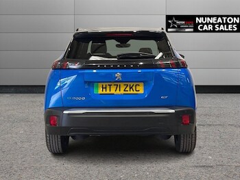 Used Peugeot E-2008 2022 for sale - 75692789: Photo