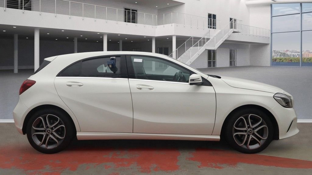 Used Mercedes-Benz A-Class 2018 for sale - 76950730: Photo 5