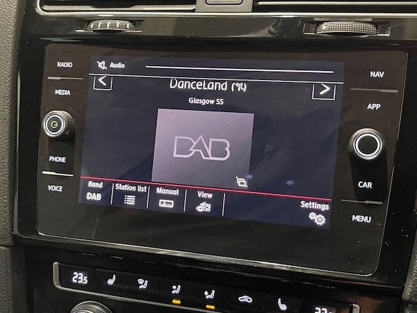 Used Volkswagen Golf 2018 for sale - 76105874: Photo 11
