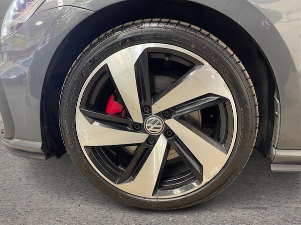 Used Volkswagen Golf 2018 for sale - 76105874: Photo 12