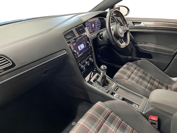 Used Volkswagen Golf 2018 for sale - 76105874: Photo 13