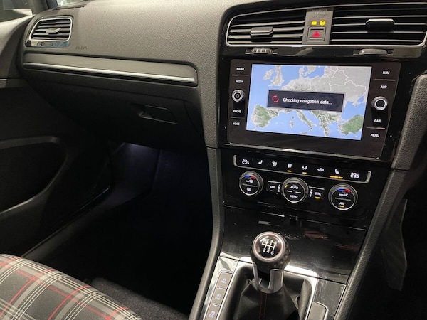 Used Volkswagen Golf 2018 for sale - 76105874: Photo 14