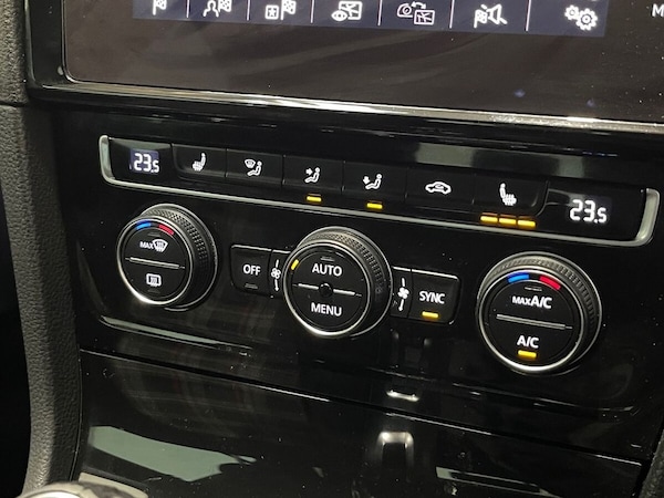 Used Volkswagen Golf 2018 for sale - 76105874: Photo 15