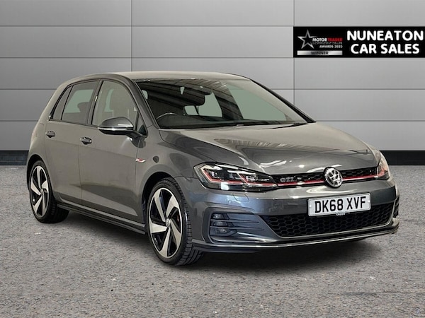 Used Volkswagen Golf 2018 for sale - 76105874: Photo 1