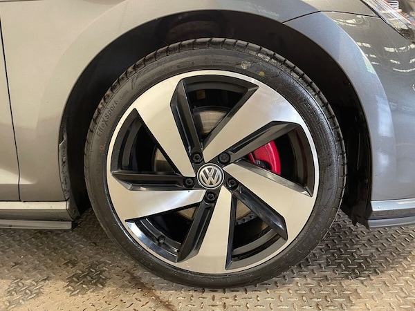 Used Volkswagen Golf 2018 for sale - 76105874: Photo 28