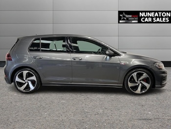 Used Volkswagen Golf 2018 for sale - 76105874: Photo 2