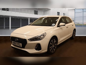 Used Hyundai i30 2017 for sale - 76124198: Photo 2