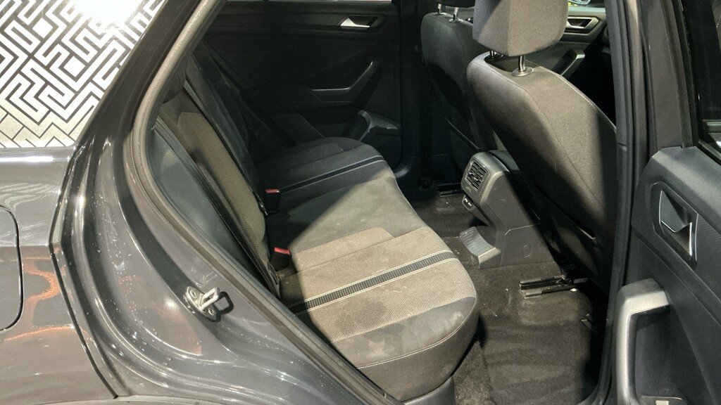 Used Volkswagen T-Roc 2022 for sale - 77557579: Photo 14