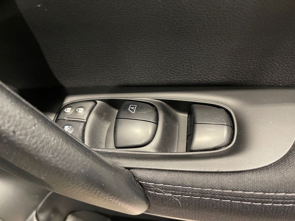 Used Nissan Qashqai 2016 for sale - 76570412: Photo 17