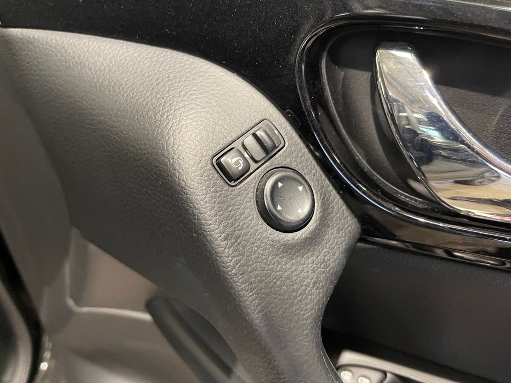 Used Nissan Qashqai 2016 for sale - 76570412: Photo 28