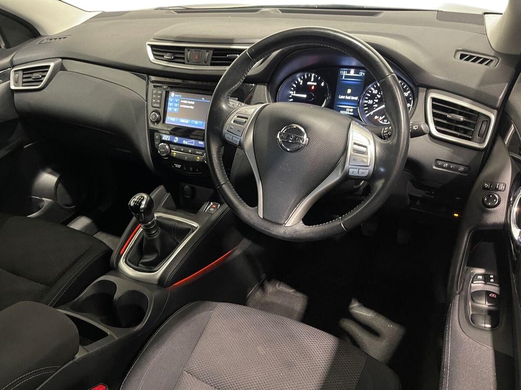 Used Nissan Qashqai 2016 for sale - 76570412: Photo 9
