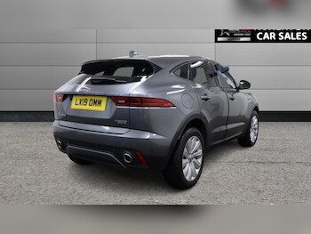Used Jaguar E-Pace 2019 for sale - 77841323: Photo