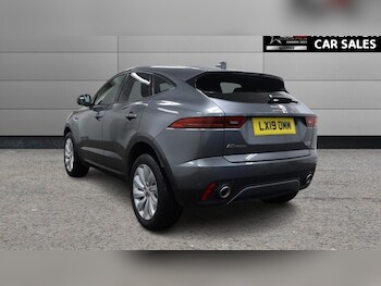 Used Jaguar E-Pace 2019 for sale - 77841323: Photo
